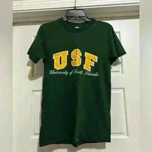 USF women’s t-shirt size small